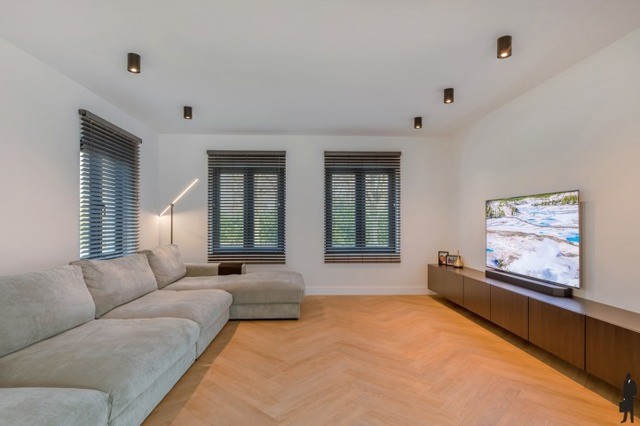 Statige villa met 3 slpk. op een mooi perceel van 1.255m² te Meersel-Dreef!  12