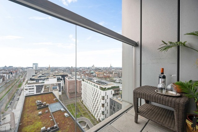 Zonnig tweeslaapkamer appartement met zuidzicht over Antwerpse binnenstad 4