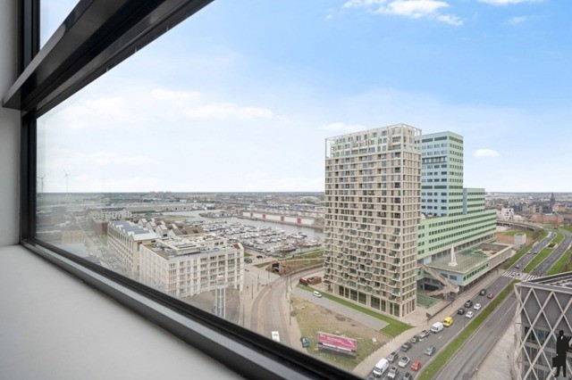 Zonnig tweeslaapkamer appartement met zuidzicht over Antwerpse binnenstad 13