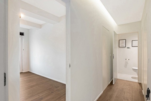 Gerenoveerd 2-slaapkamer appartement met ruim terras (13m²) 5