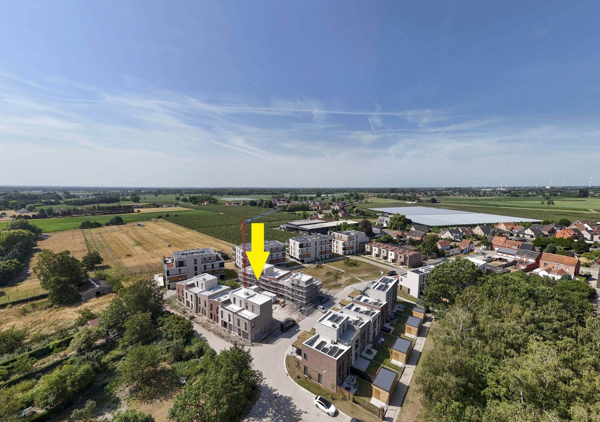 BEN woningen met 4 slpks, 2 badks, en tuinen met bijgebouw 